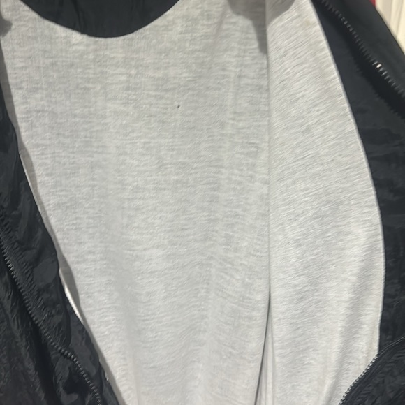 Vintage Cheetah red black workout windbreaker - Picture 7 of 8